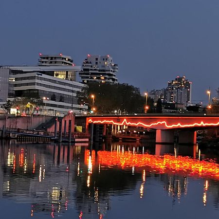 Logement Vue Sur La Seine Boulogne-Billancourt Luaran gambar